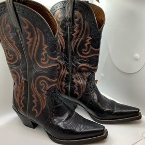 🐎 Ariat Cowboy Boots